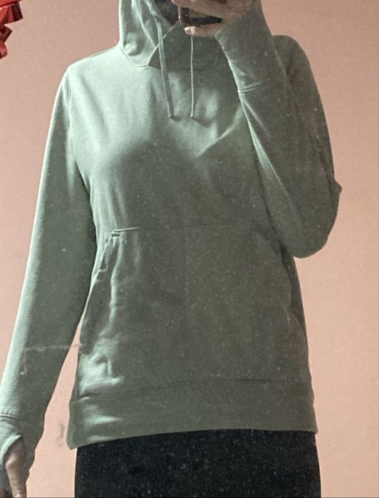 Есенно тънко худи