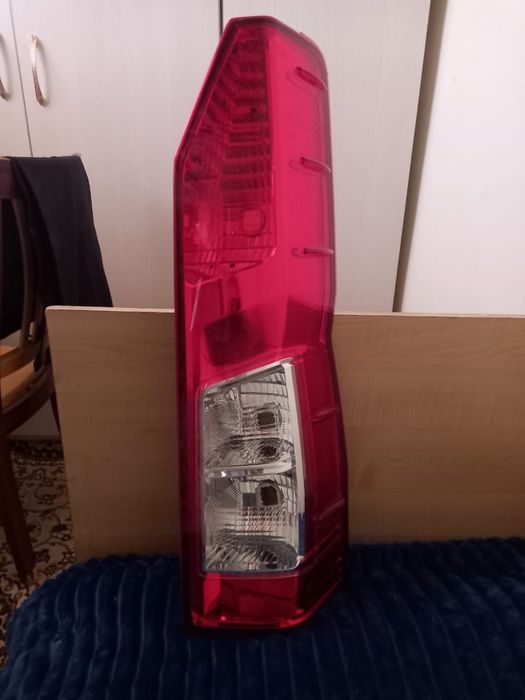 Задний фонарь Тойота Хайс