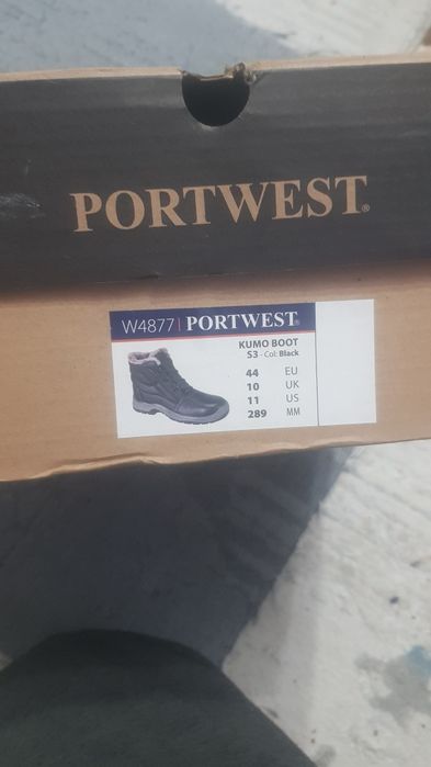 Спецботинки зимние "Portwest"