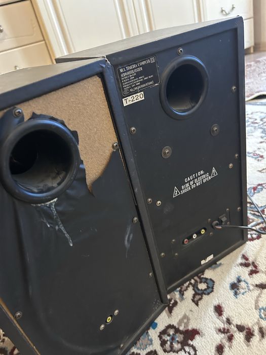 Две колонки б/у.