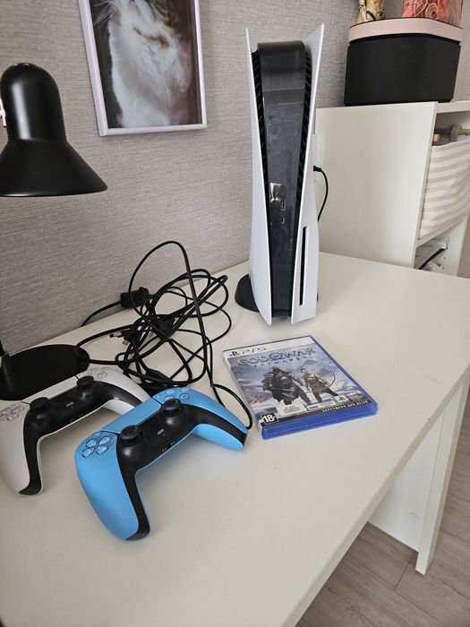 Продам Sony Playstation 5