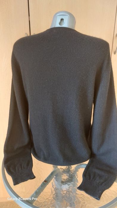 Дамски пуловер .100%кашмир.размер XL