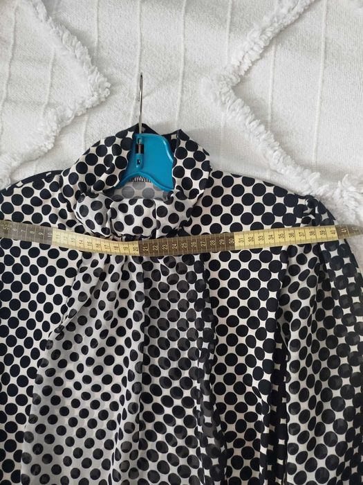 Продавам дамска блуза