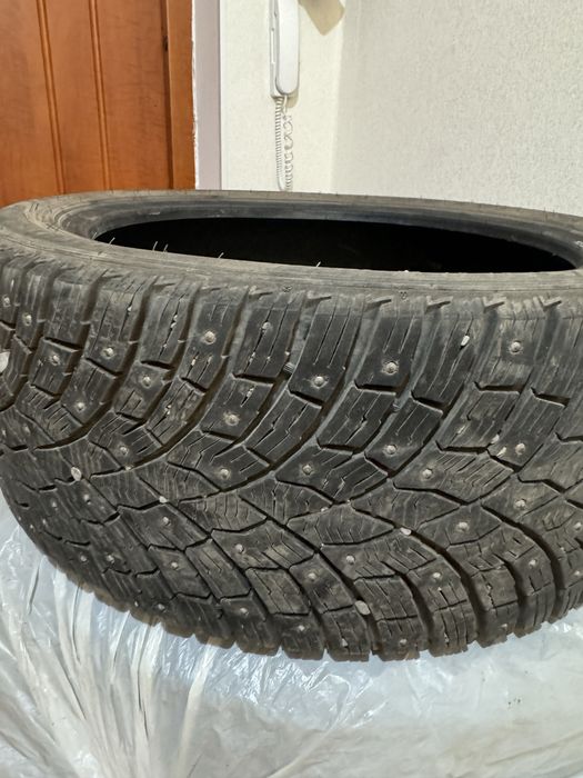 Продам резину Triangle 235/45/18