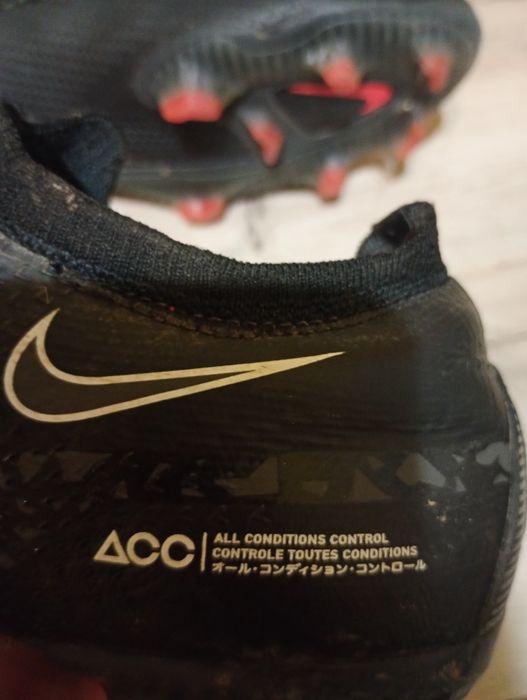 Ghete de fotbal Nike Phantom GT mărimea 43