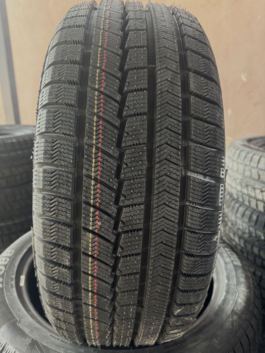 Зимние шины 255/45/20 Ovation комплект