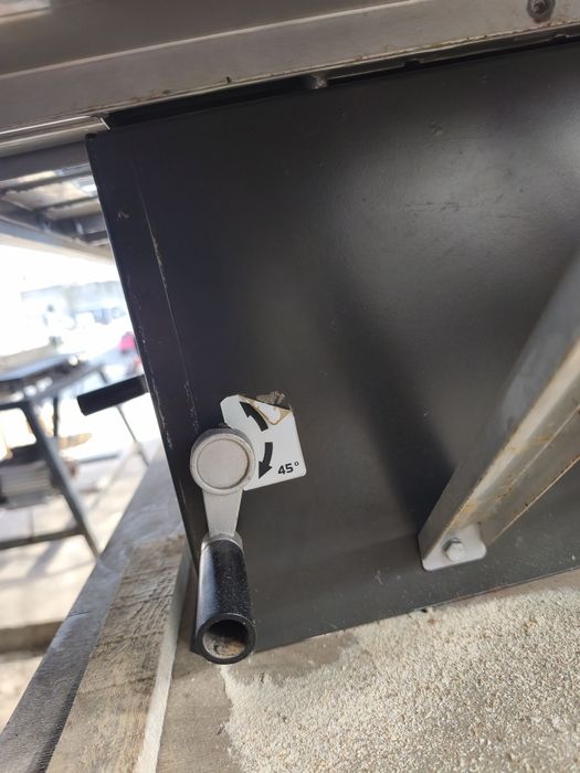 Circular performance 1500w la 220