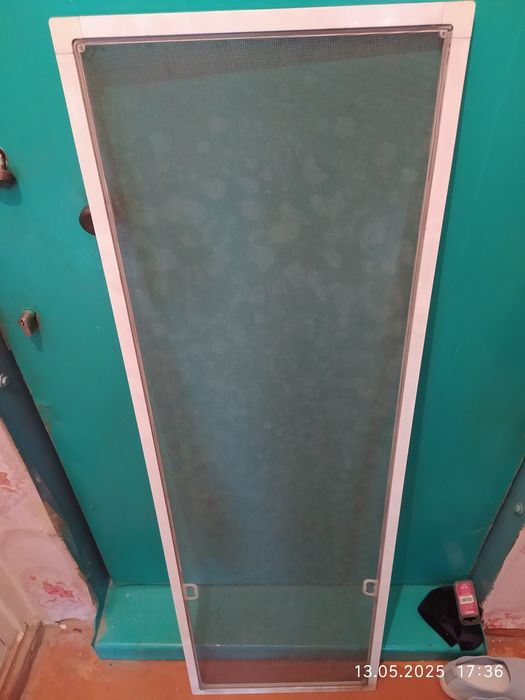 Москитная сетка  две штуки