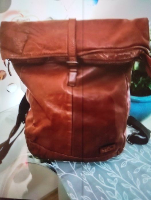 ОБЯВА 10.Кожена раница и дамски чанти.