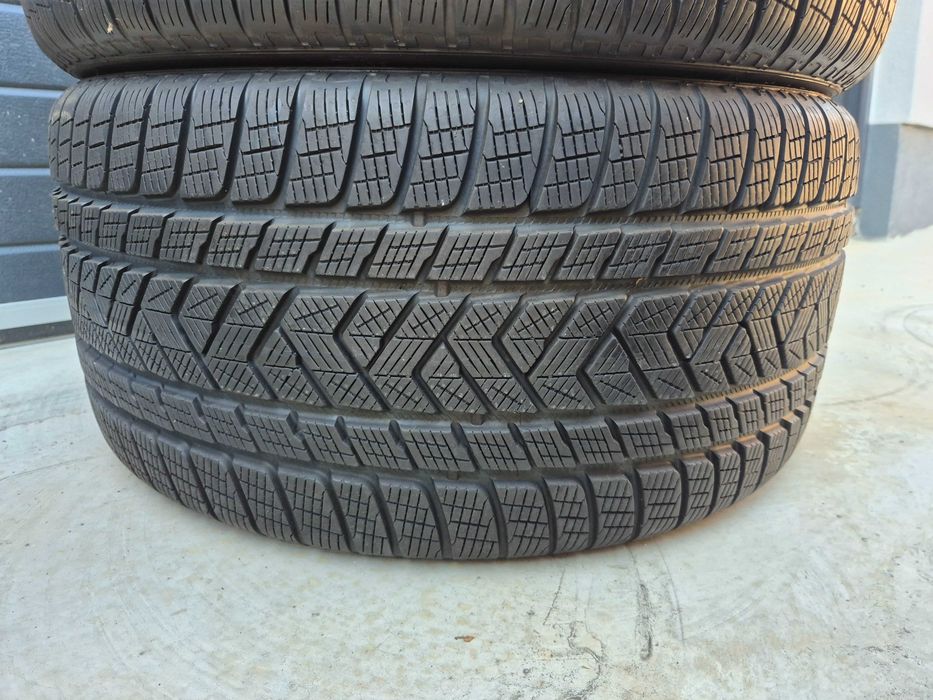 2 Anvelope M+S IARNA - 305/35/21 109V - Pirelli Scorpion Winter NO - CA UNELE NOI - DOT 2019 !