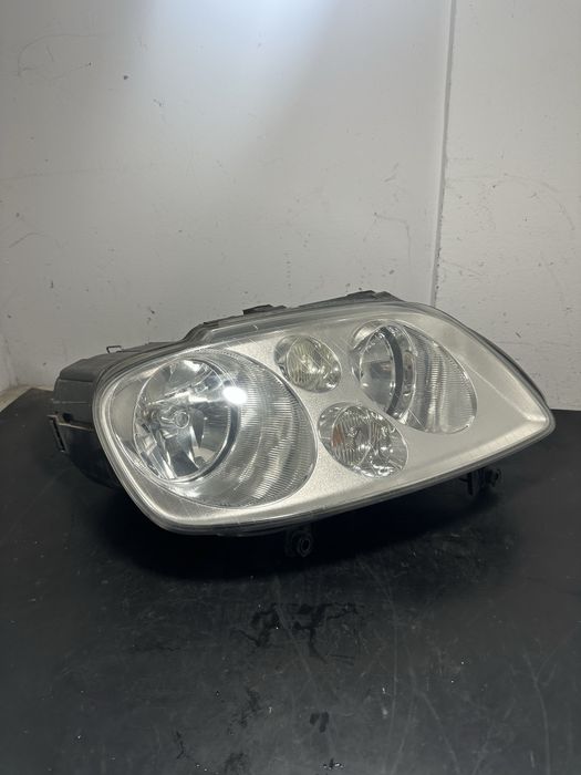 Far dreapta Volkswagen Vw Touran 2003-2007