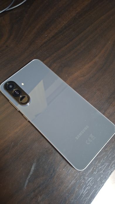 Vind Samsung a56 128gb impecabil