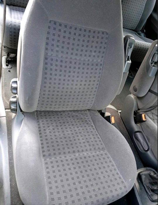 Почистване на автомобили, апартаменти и къщи