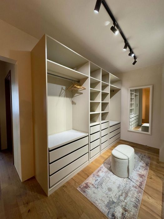 Тристаен апартамент под наем в ж.к. Кръстова вада, 2221574