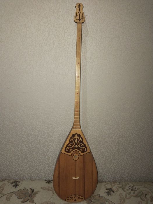 Продам домбыру б/у