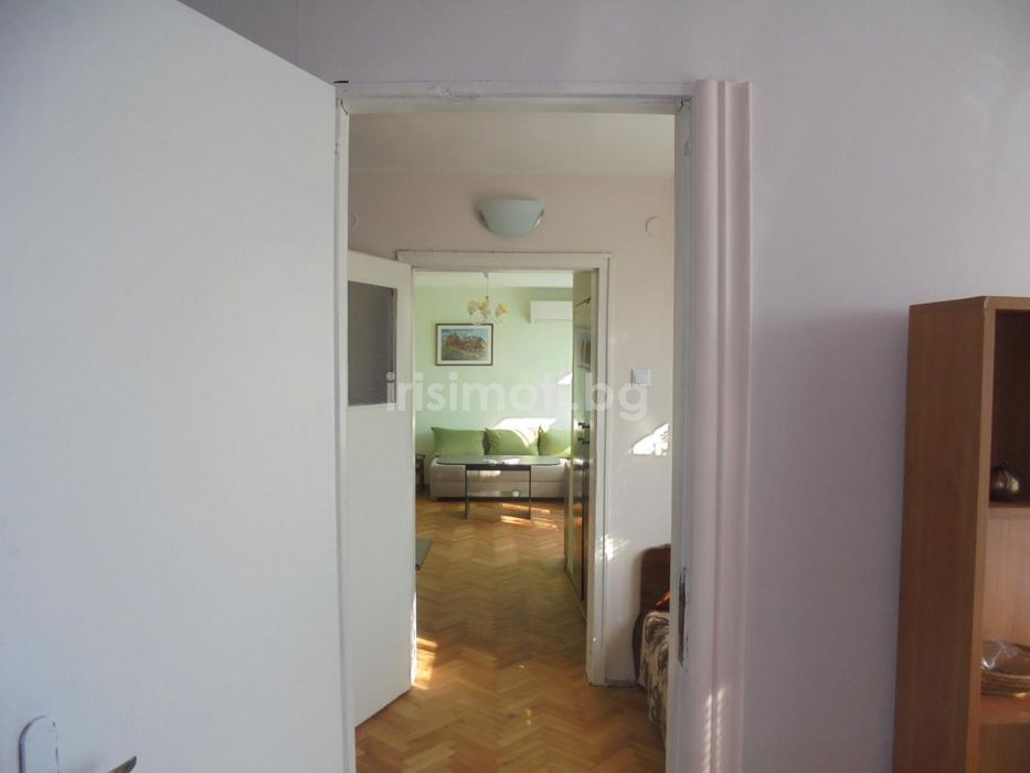 Продава се Двустаен апартамент в София, Сухата река - 65 кв.м за 1770 €/кв.м - Снимка #1
