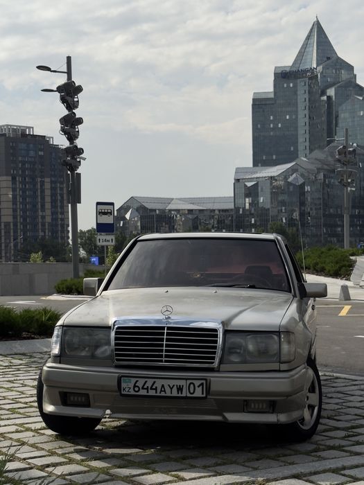 Mercedes E260 с AMG1 обвесом
