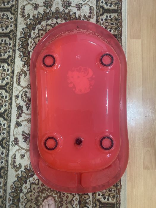 Продам ванночку для ребенка.
