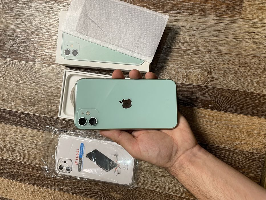 Продам телефон айфон 11