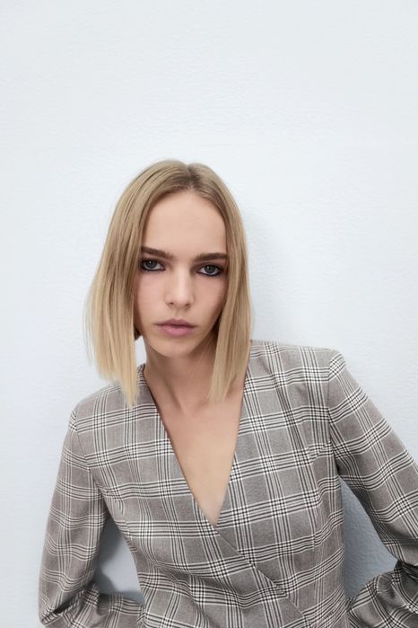 ZARA нова карирана рокля тип сако с камъни