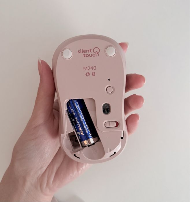 Мышь Logitech M240 Silent розовый