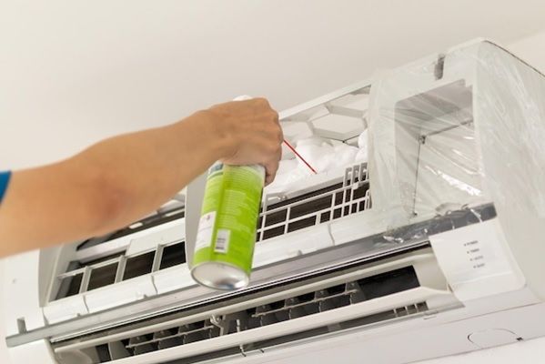 Curățare / igienizare aer conditionat cu soluții profesionale