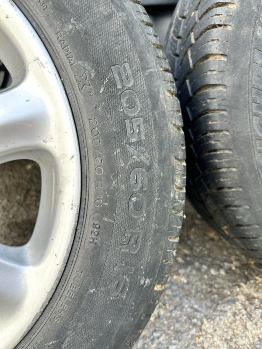 Алуминоеа джанти 16