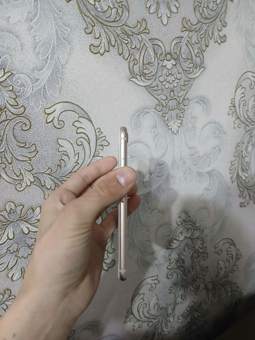 Iphone 8 ideal srochni