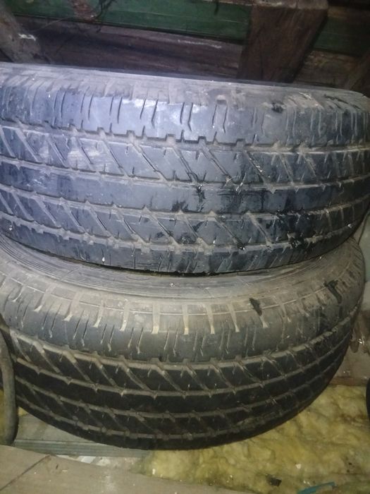 Vind anvelope 225 70 15 c iarna și vara