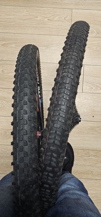 Set roti 29  butuci  DT 240 jante ZTR  Crest