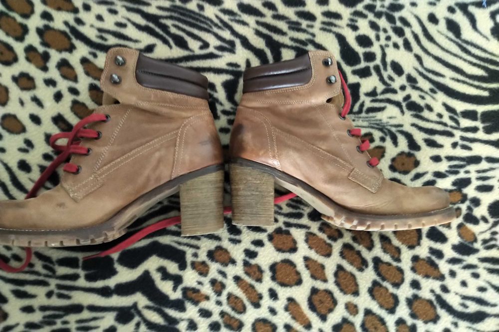 Намалени - Боти SANSIBAR на ток, естествена кожа