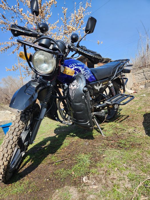 Мотоцикл 200 куб