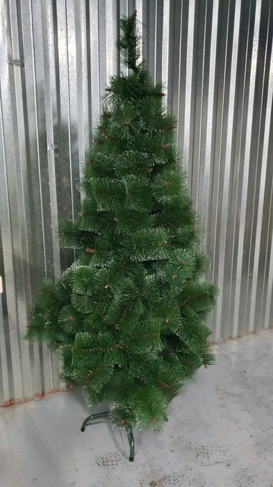 Продам Новогодние Ёлки 2 Шт.Для Вашего Дома