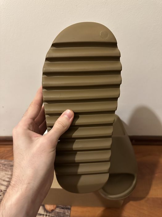 Adidas Yeezy Slide Core