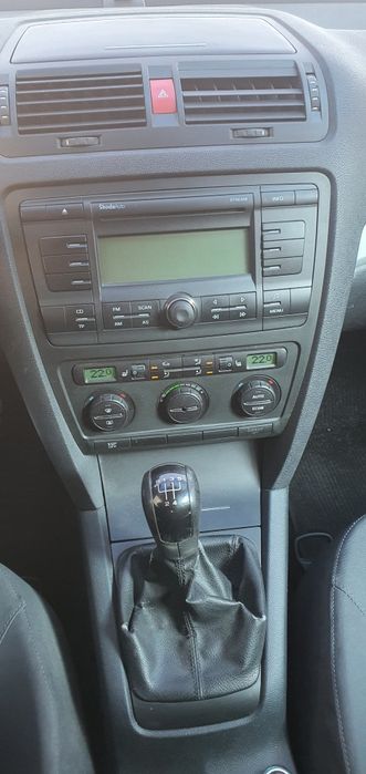 SKODA Octavia 2005 — imagine 3