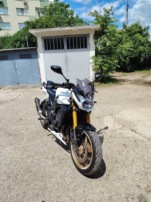 Yamaha fz8 Neked