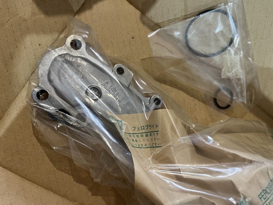 Помпа тойота, лексус, 3.5