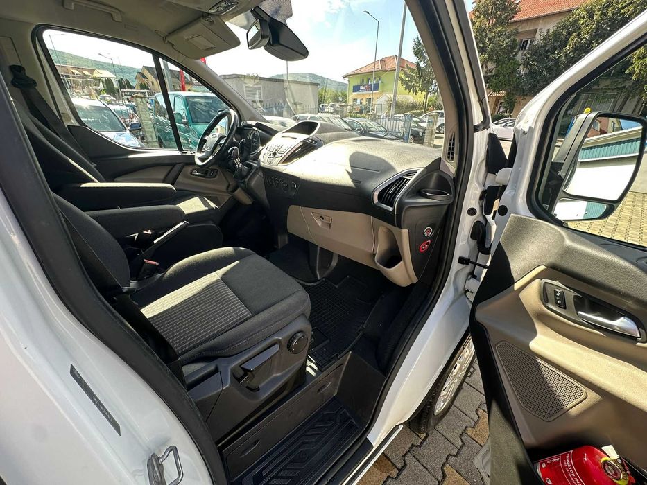 Ford tourneo custom lung/maxi cash sau rate