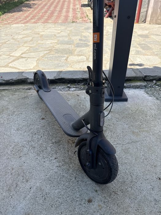 Trotineta xiaomi mi esential