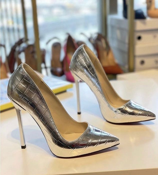 Туфли лодочки серебристые