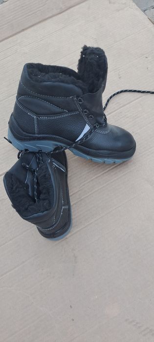 Ботинки рабочие зимние