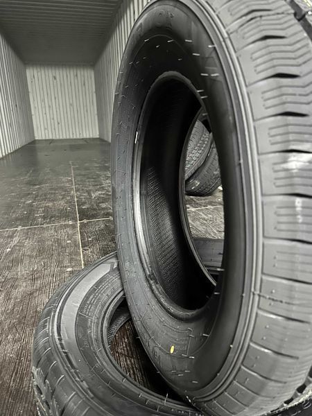 Нови всесезонни бусови гуми ARIVO A/S 215/65R16C 109/107T 2156516C