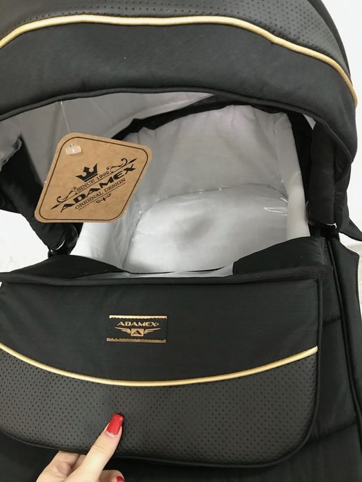 Продам коляску Adamex