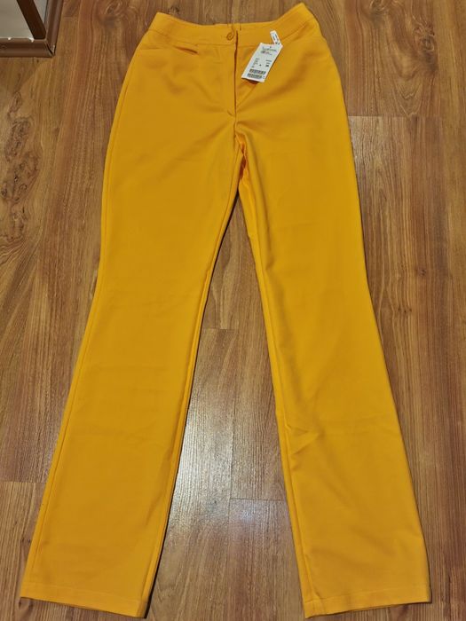Pantaloni Escada, originali, noi (cu eticheta), bumbac, mar. 36