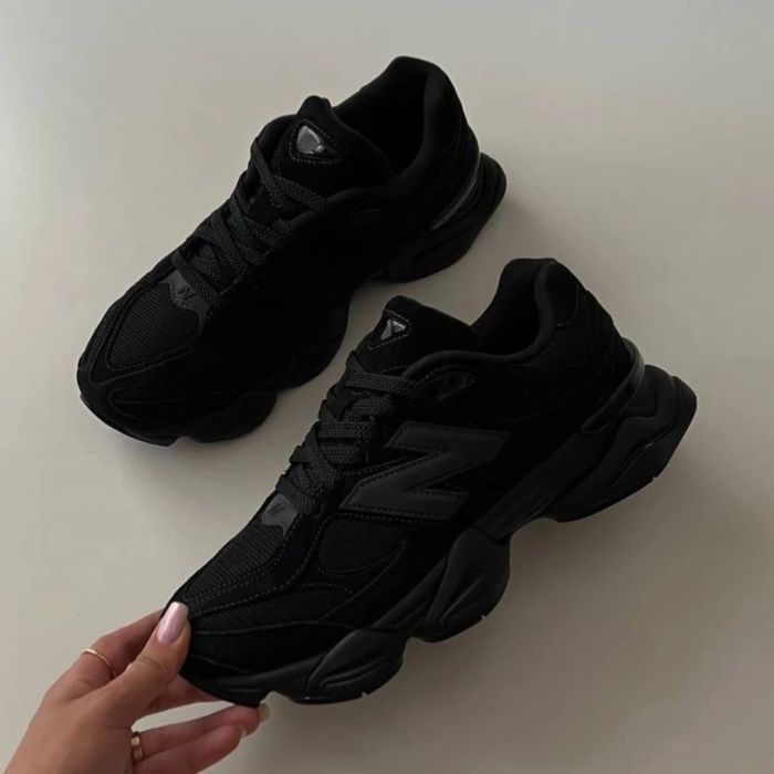 New Balance 9060 "Triple Black"