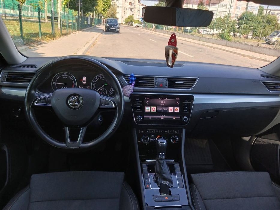 Skoda Superb . 3