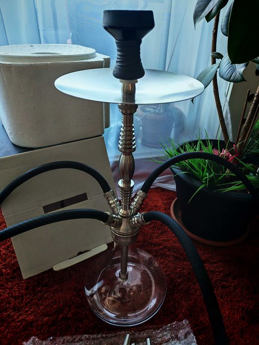 Narghilea profesionala 4 furtunuri - noua la cutie