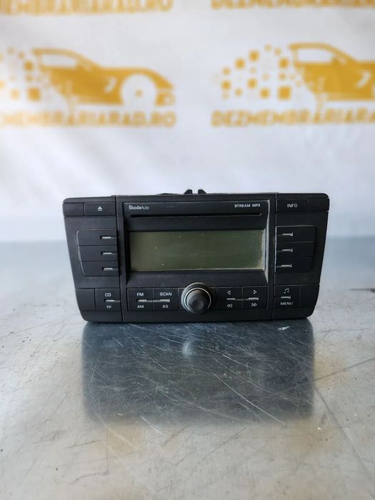 Radio Cd Cd Player Skoda Octavia 2 II Cod 1ZC