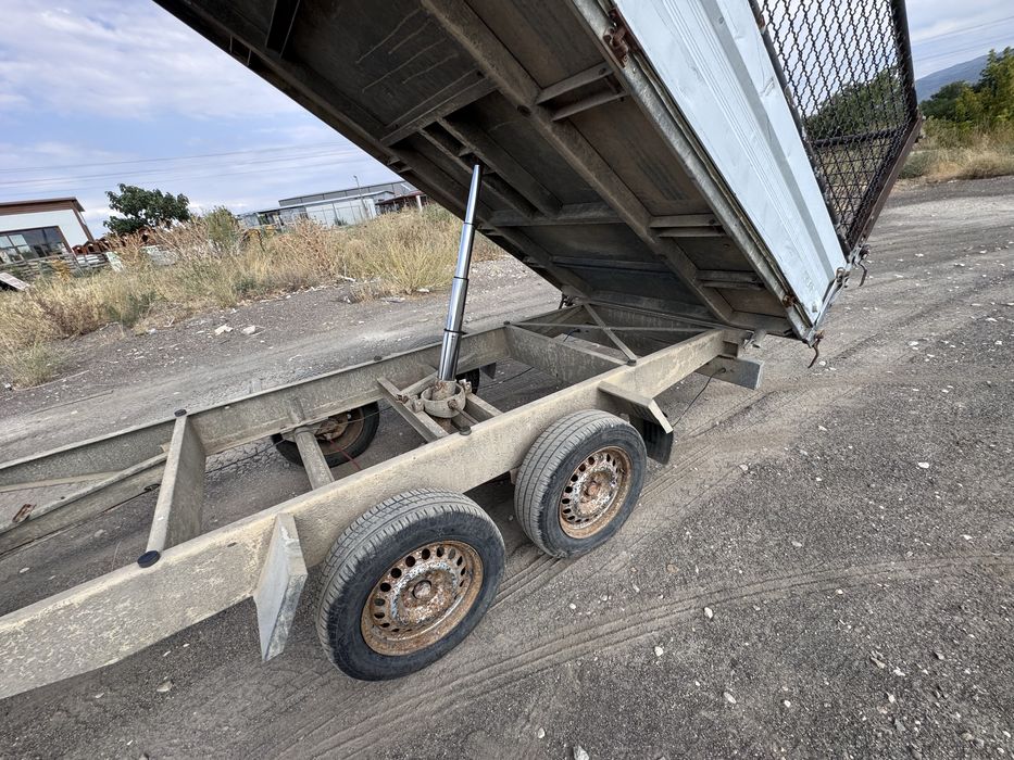 Тристранен самосвал ремарке 3 тона