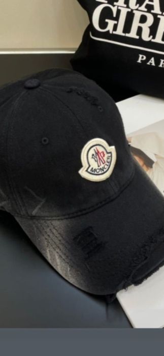 Șapcă Mncl*, model 2026, preț fix